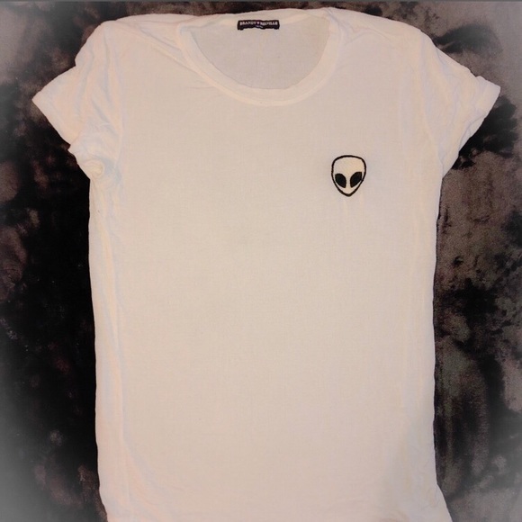 Brandy Melville Bundle - Picture 3 of 5